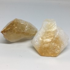 Цитрин кристалл необработанный 10-20 мм. маленький